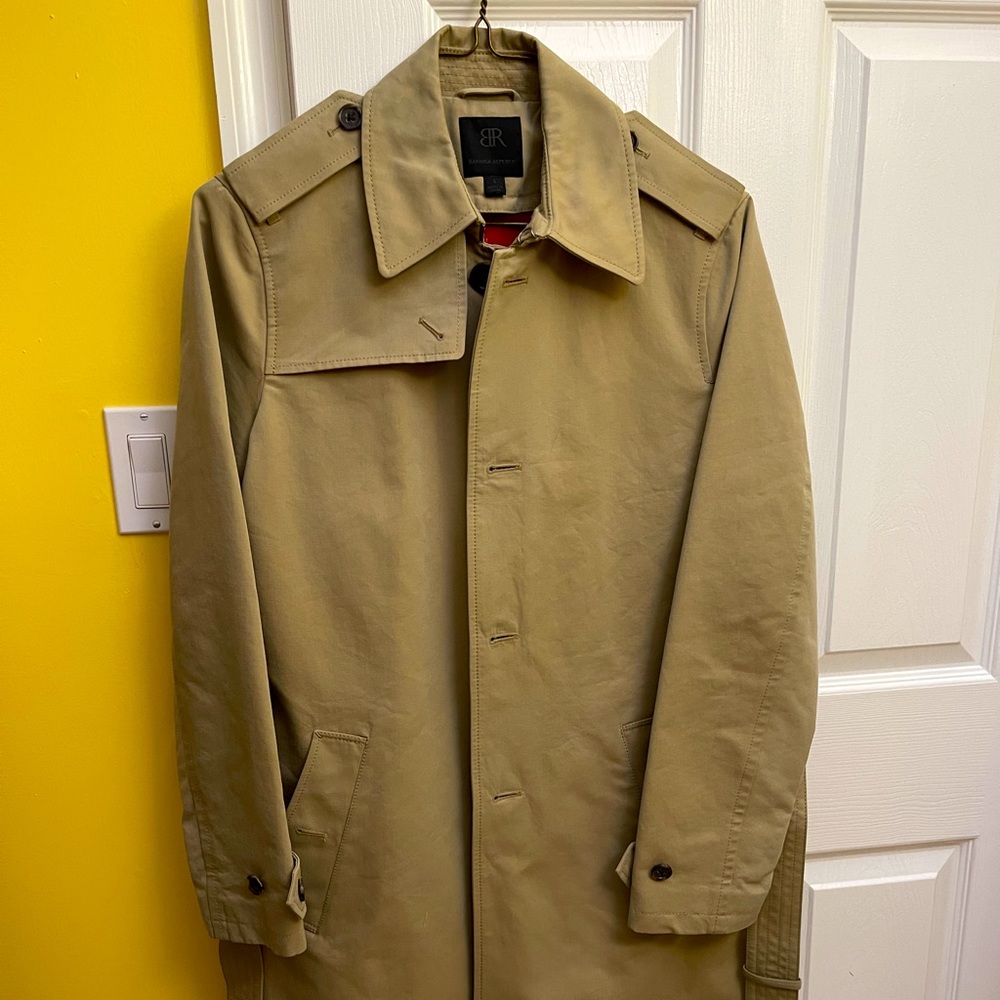 Rare Banana Republic Vintage Trench Rain Coat, Water Resistant, wind resistant